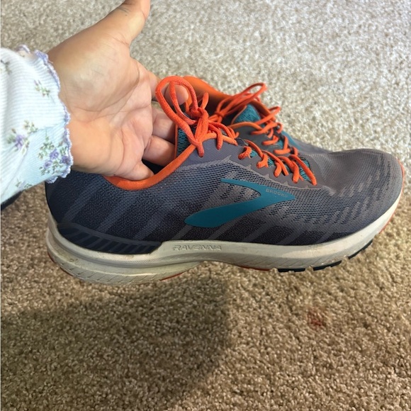 Brooks 🤩 Men's Shoes - Navy and Orange - Picture 3 of 5